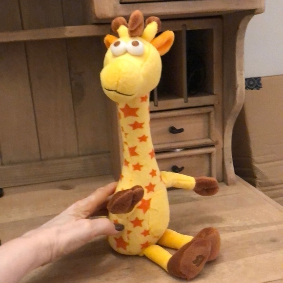 Toys R Us Geoffrey Giraffe Plush Stuffed Animal 17” 2015 Kid
